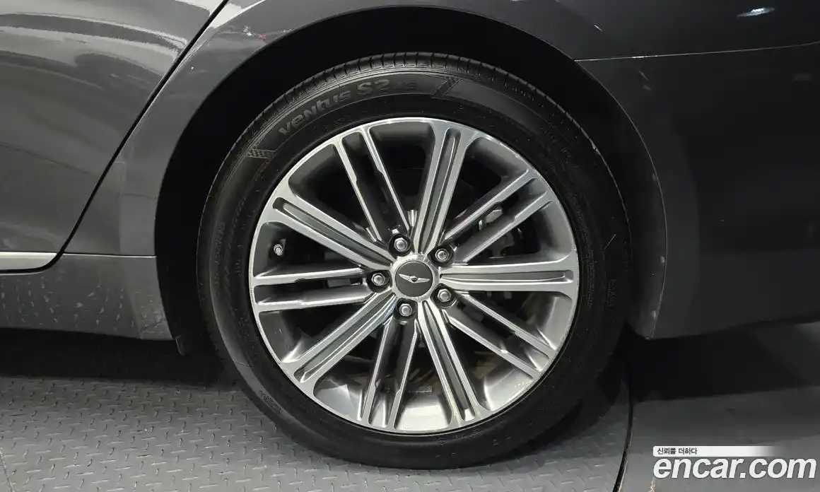 Genesis G80 2018 3.3 Автомат в Москве № 59035, фото 12