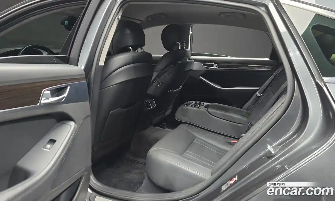 Genesis G80 2018 3.3 Автомат в Москве № 59035, фото 13