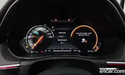 Genesis GV70 2023 2.5 Автомат в Москве № 59481, миниатюра 2