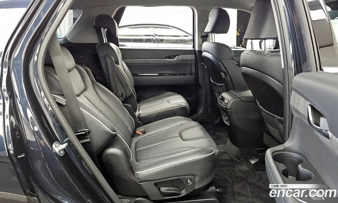 Hyundai Palisade 2023 2.2 Автомат в Москве № 6941, фото 17