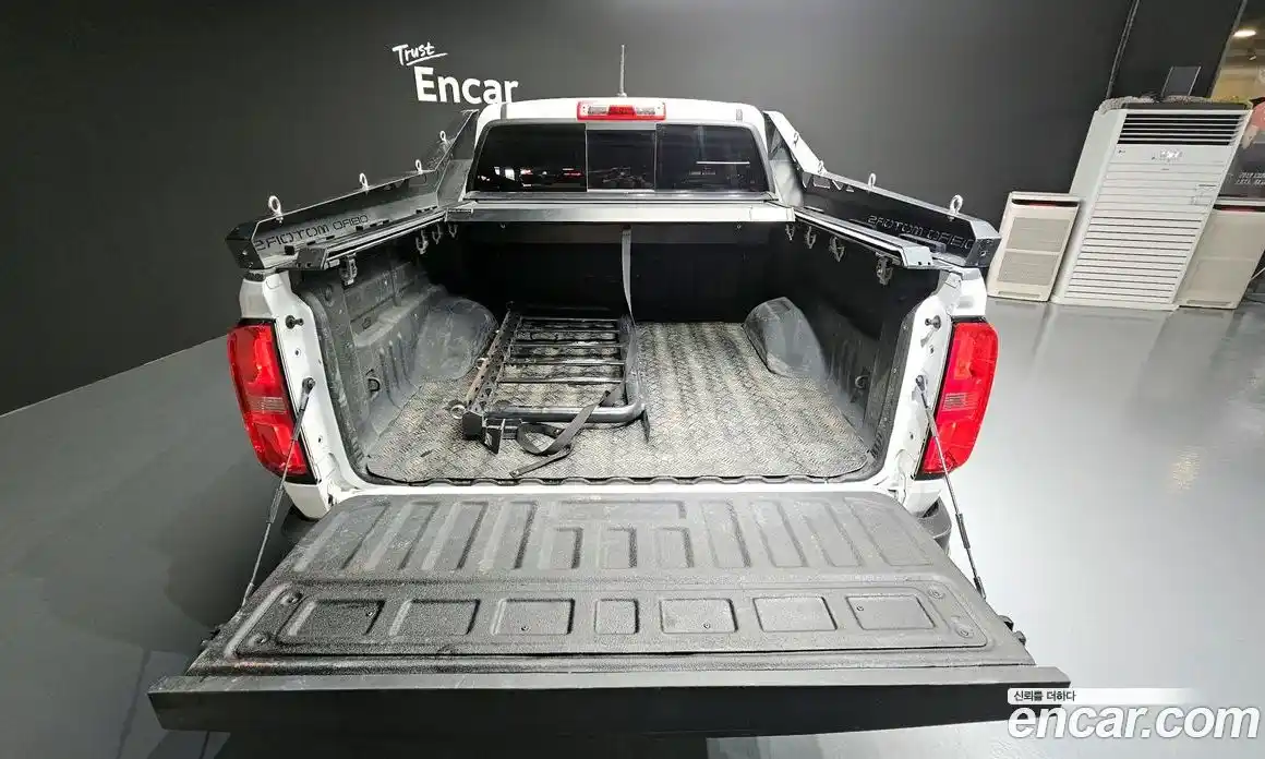 Chevrolet Colorado 2022 3.6 Автомат в Москве № 84175, фото 19