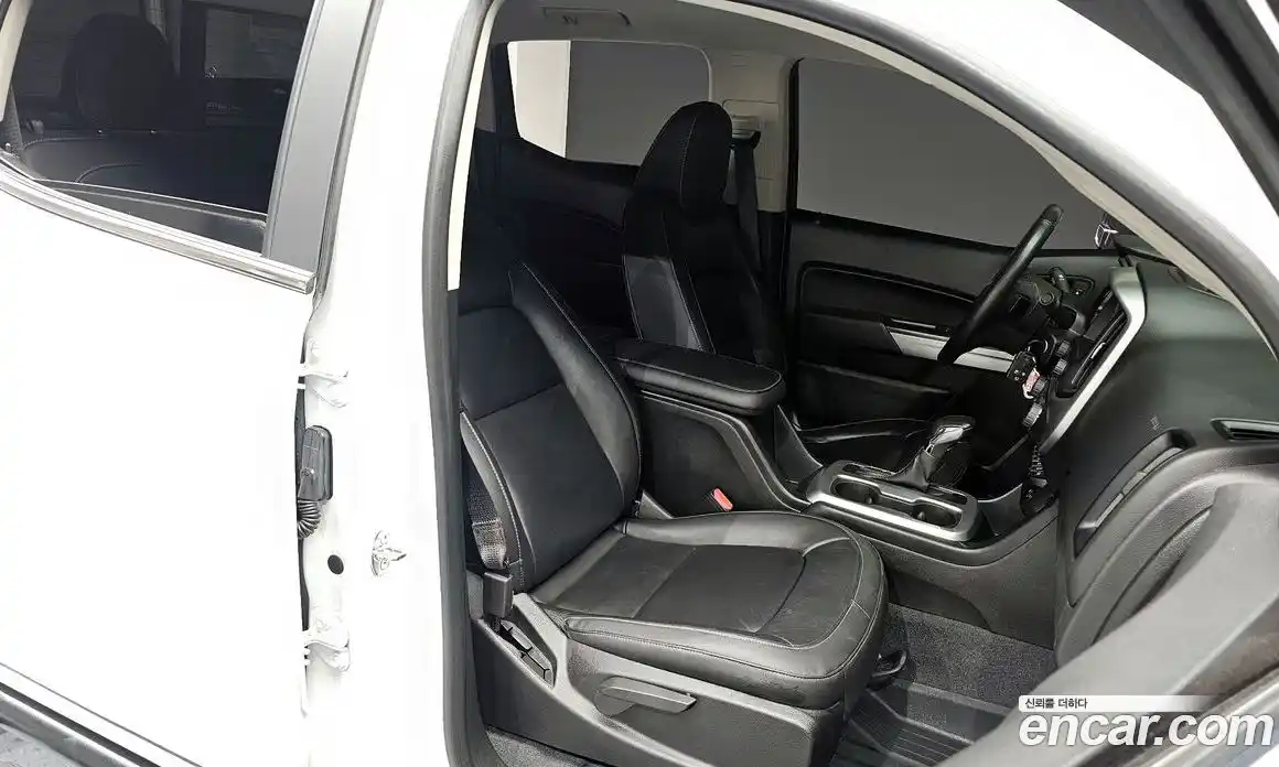 Chevrolet Colorado 2022 3.6 Автомат в Москве № 84175, фото 7