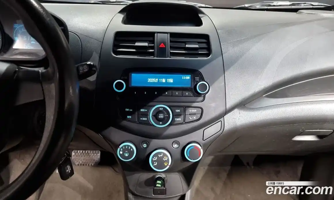 Chevrolet Spark 2014 1.0 Автомат в Москве № 86573, фото 12