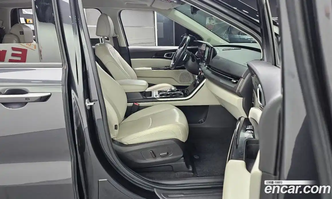 Kia Canival 2022 2.2 Автомат в Москве № 101356, фото 7