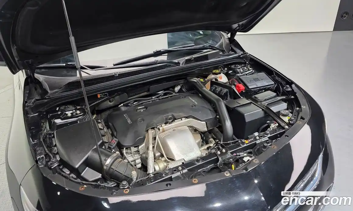 Chevrolet Malibu 2017 2.0 Автомат в Москве № 103698, фото 9