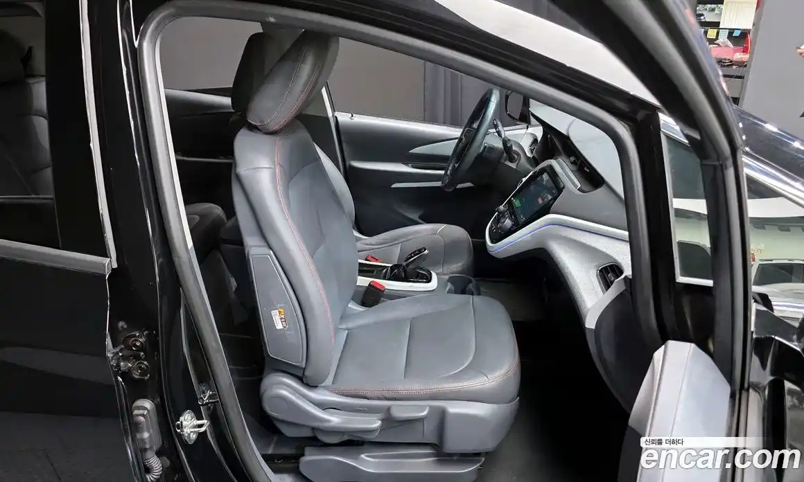 Chevrolet Bolt EV 2021 0.2 Автомат в Москве № 104838, фото 17
