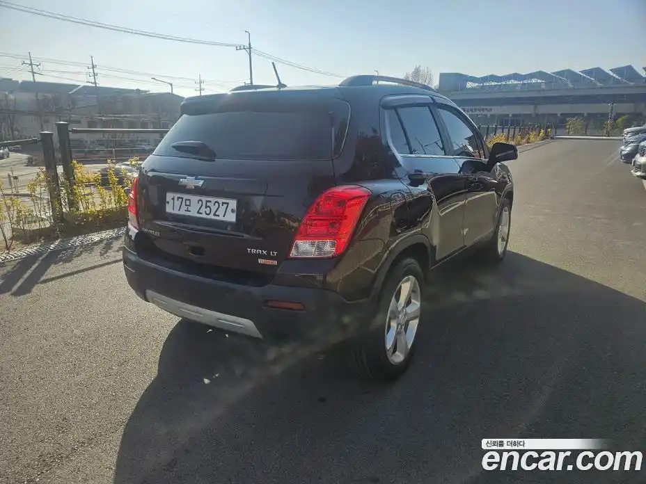 Chevrolet Trax 2015 1.4 Автомат в Москве № 105414, фото 17