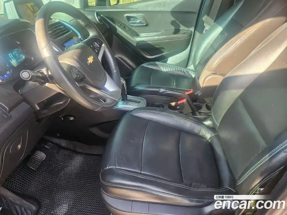 Chevrolet Trax 2015 1.4 Автомат в Москве № 105414, фото 10