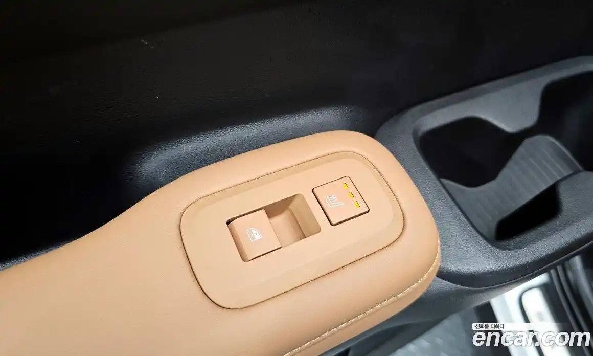 Hyundai Santa Fe 2024 1.6 Автомат в Москве № 107571, фото 9