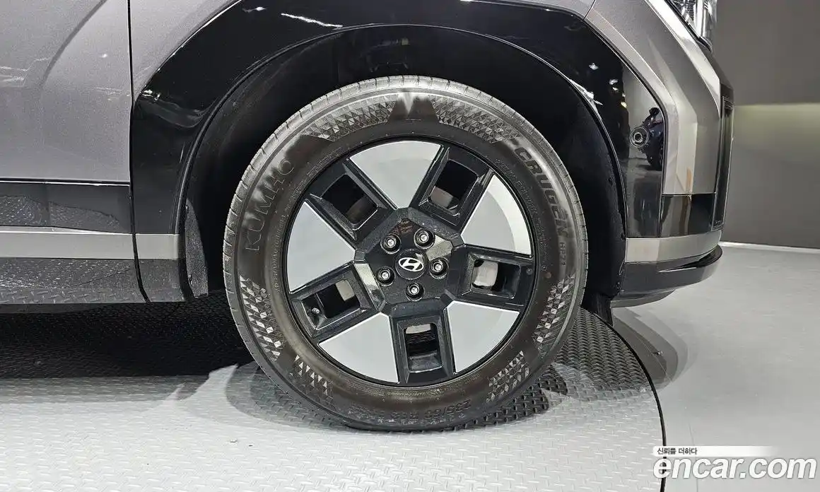 Hyundai Santa Fe 2024 1.6 Автомат в Москве № 108129, фото 3