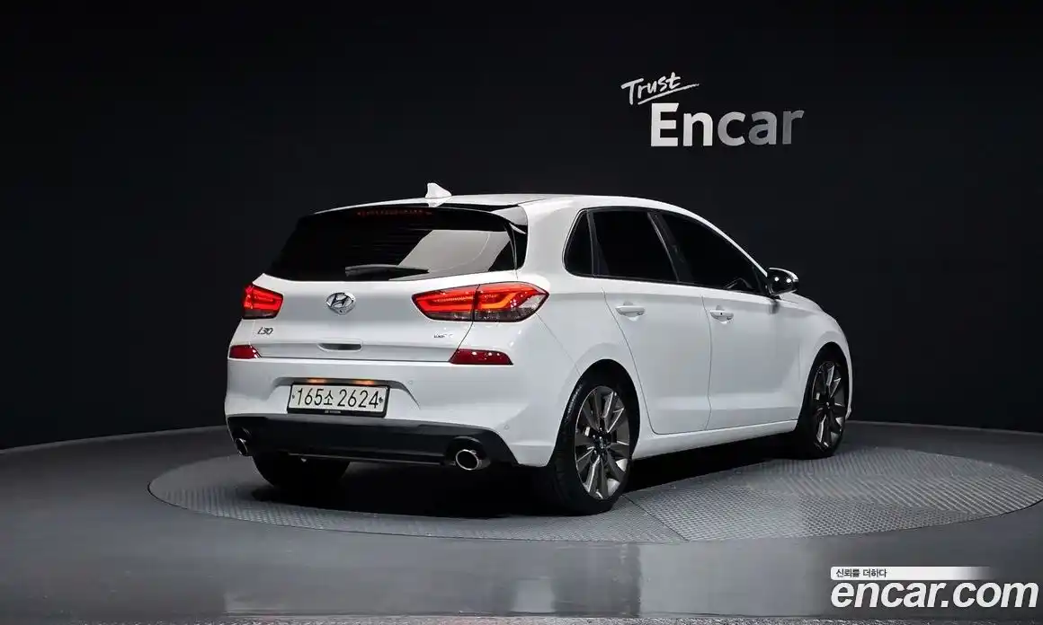 Hyundai i30 2018 1.6 Автомат в Москве № 119127, фото 14