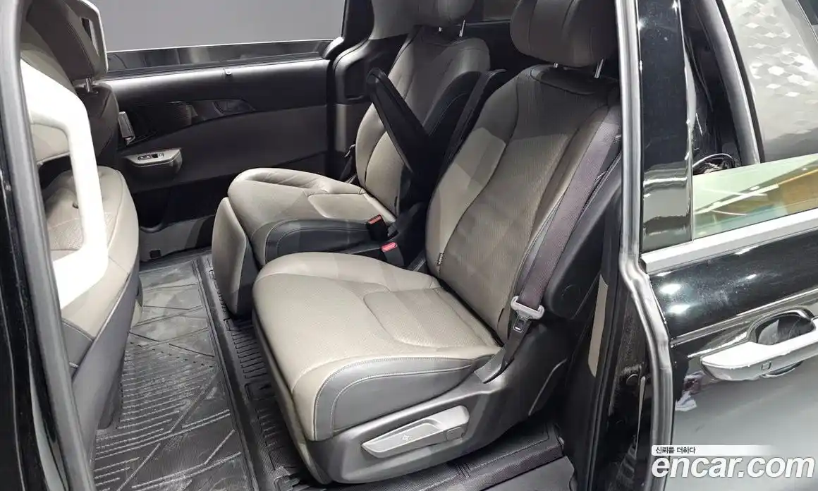 Kia Canival 2025 2.2 Автомат в Москве № 120156, фото 7