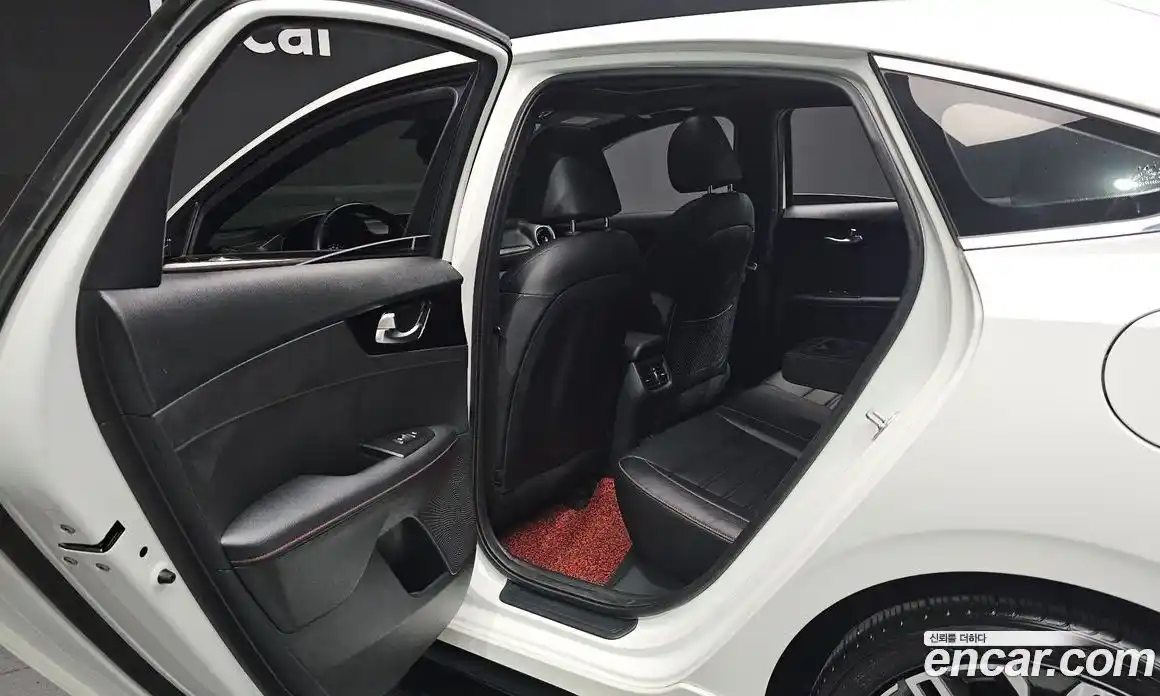 Kia K3 2022 1.6 Автомат в Москве № 121017, фото 7