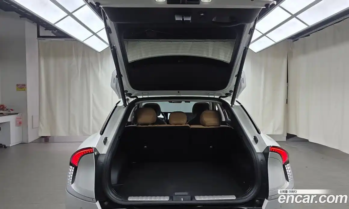 Kia EV6 2024 0.1 Автомат в Москве № 121715, фото 1