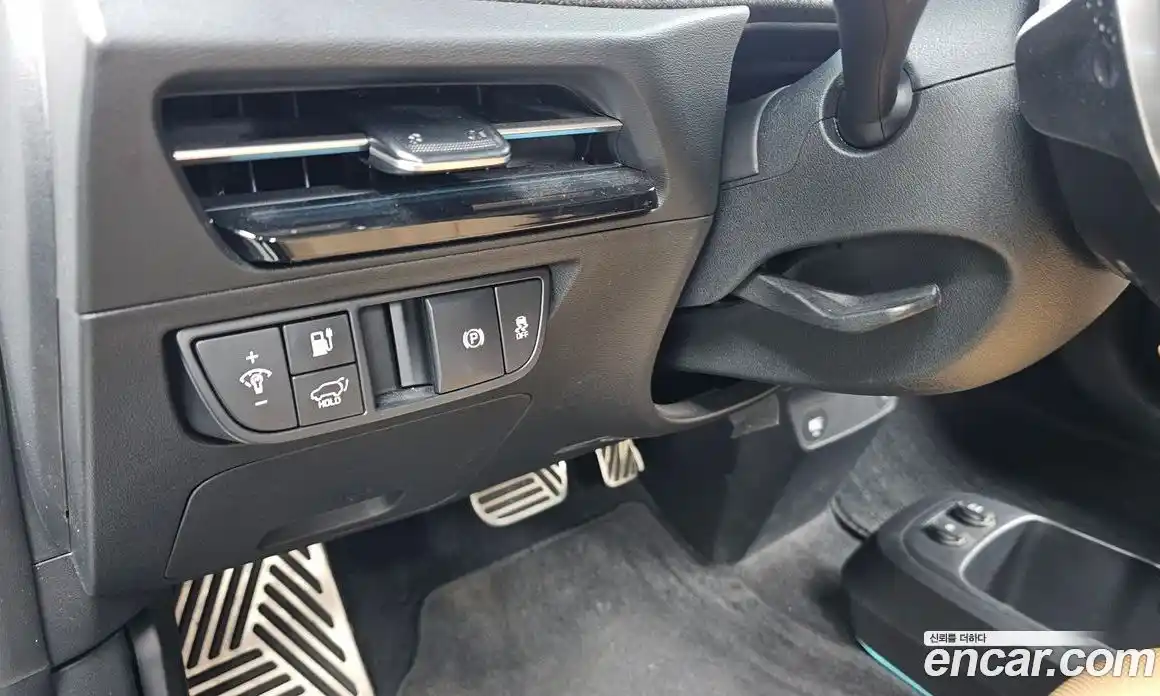 Kia EV6 2024 0.1 Автомат в Москве № 121715, фото 11