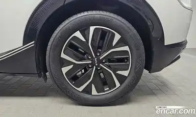 Kia EV6 2024 0.1 Автомат в Москве № 121715, миниатюра 4