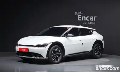 Kia EV6 2024 0.1 Автомат в Москве № 121715, миниатюра 6