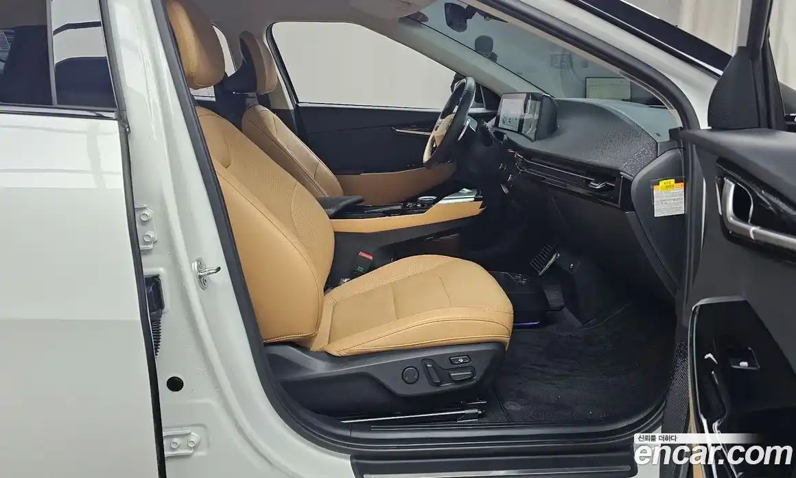 Kia EV6 2024 0.1 Автомат в Москве № 121715, фото 8