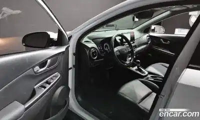 Hyundai Kona 2023 1.6 Автомат в Москве № 122627, миниатюра 7