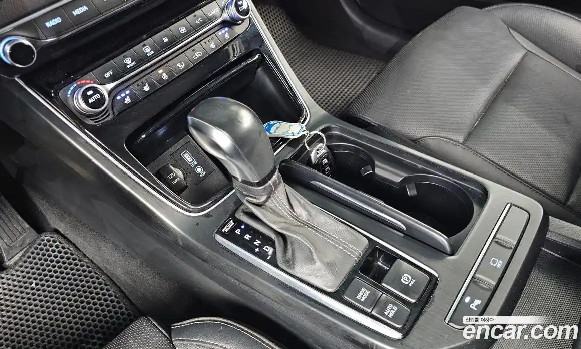 Hyundai Grandeur 2019 2.4 Автомат в Москве № 126256, фото 1