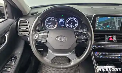 Hyundai Grandeur 2019 2.4 Автомат в Москве № 126256, миниатюра 12