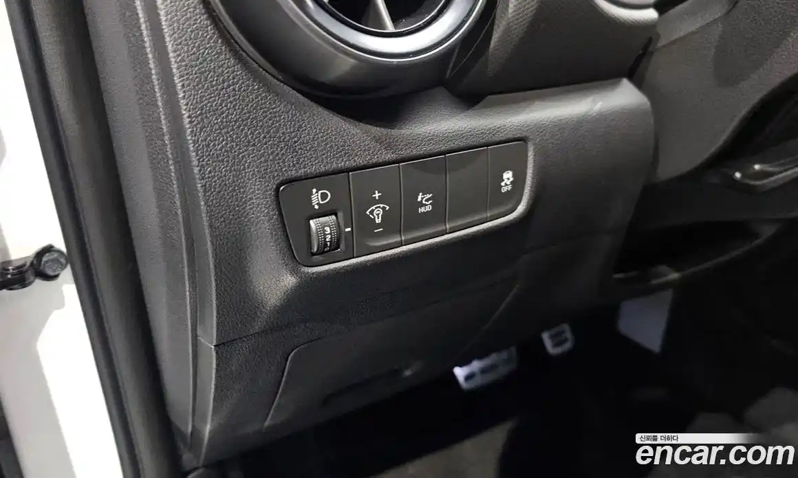 Hyundai Kona 2023 1.6 Автомат в Москве № 126632, фото 12