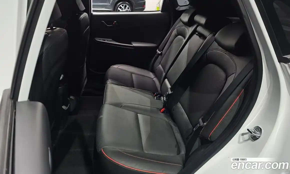 Hyundai Kona 2023 1.6 Автомат в Москве № 126632, фото 5