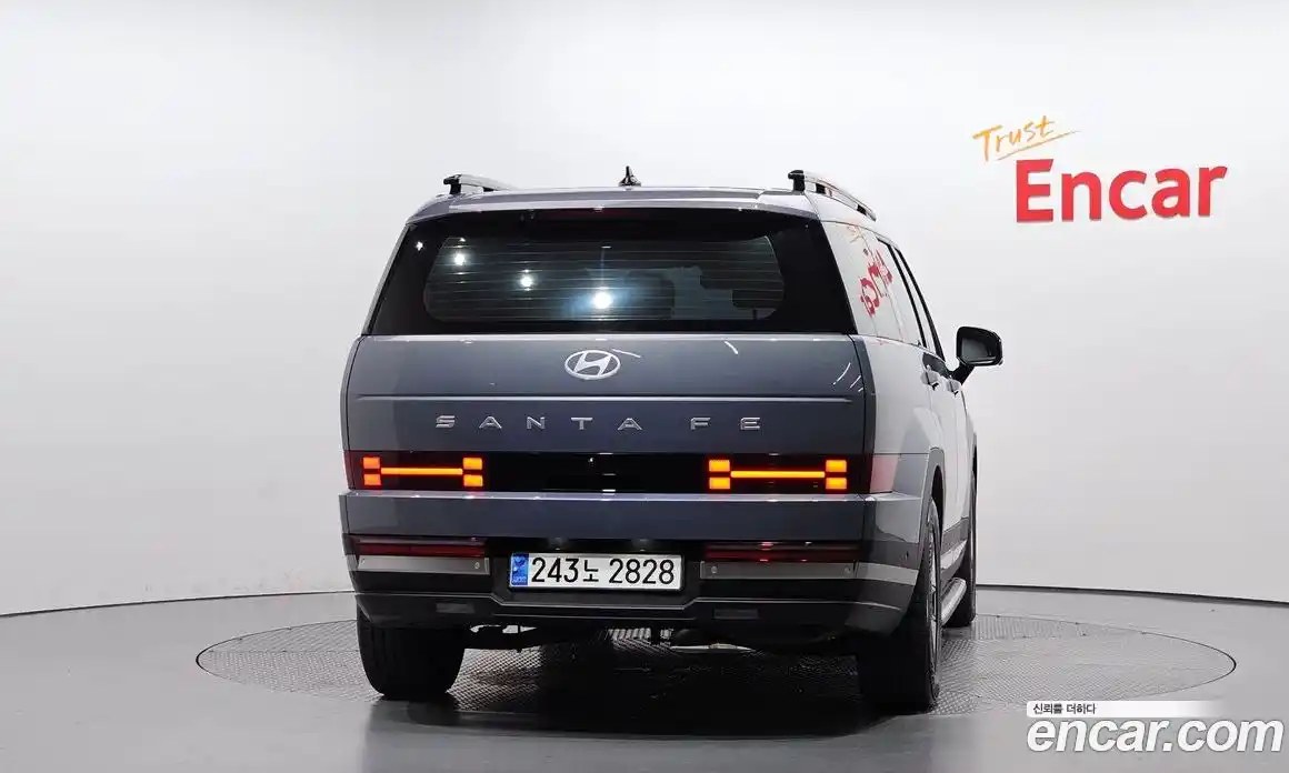 Hyundai Santa Fe 2024 1.6 Автомат в Москве № 126769, фото 4