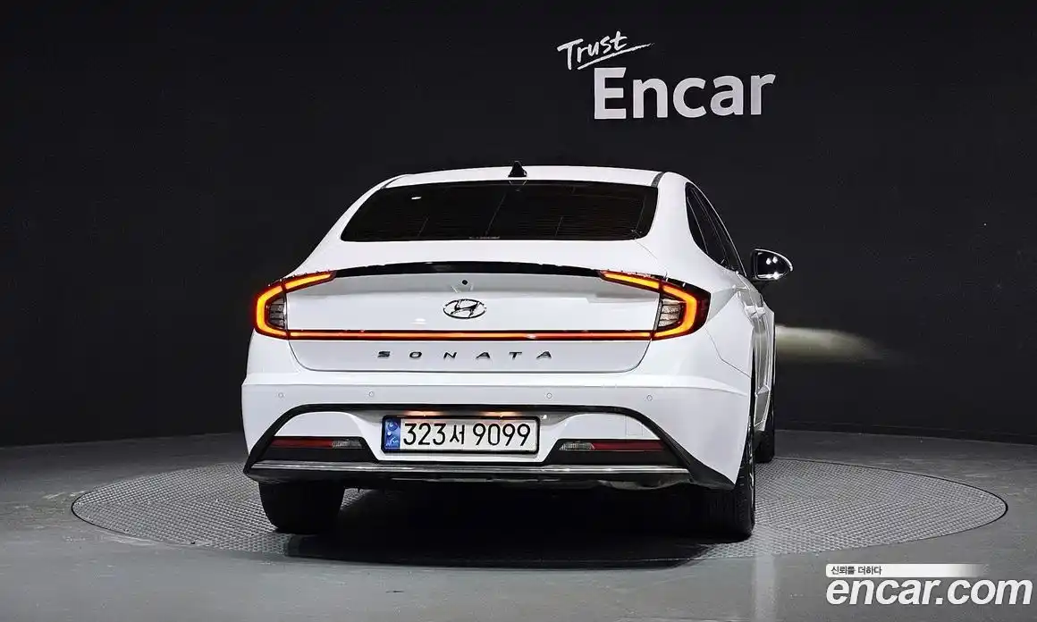 Hyundai Sonata 2022 2.0 Автомат в Москве № 127908, фото 4