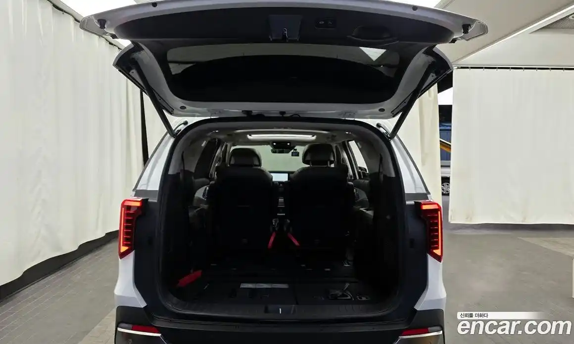 Kia Canival 2025 3.5 Автомат в Москве № 127925, фото 12