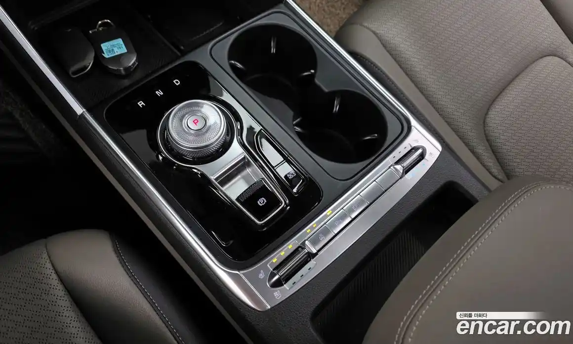 Kia Canival 2025 3.5 Автомат в Москве № 127925, фото 13