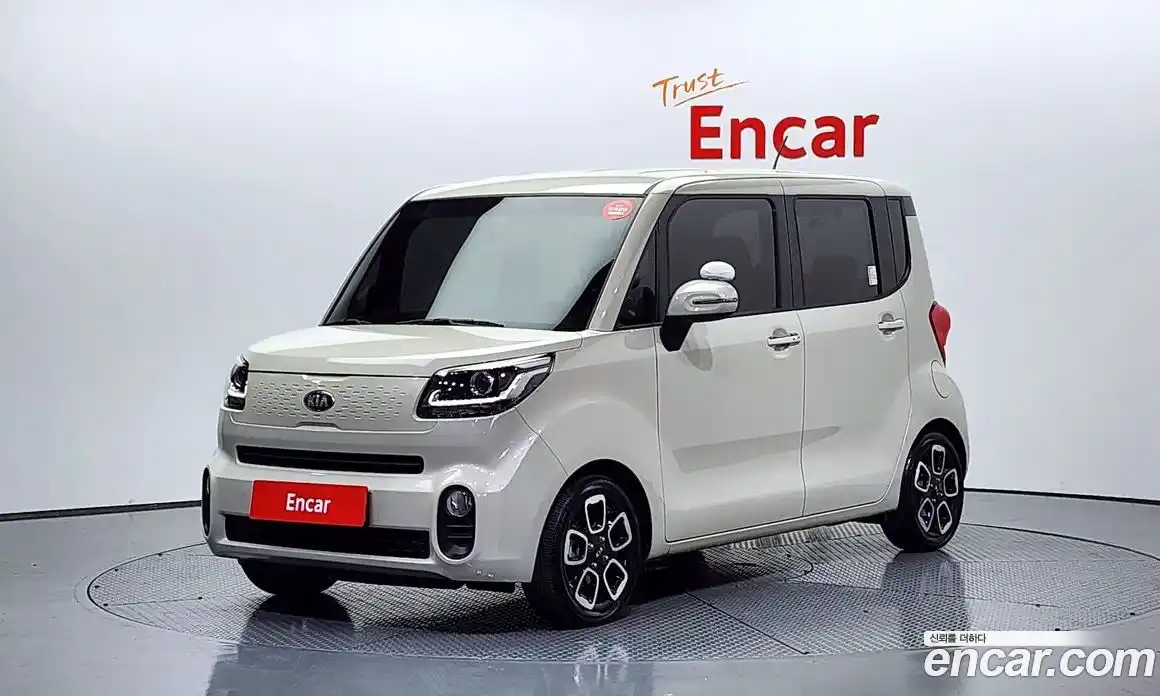 Kia Ray 2019 1.0 Автомат в Москве № 128579, фото 11