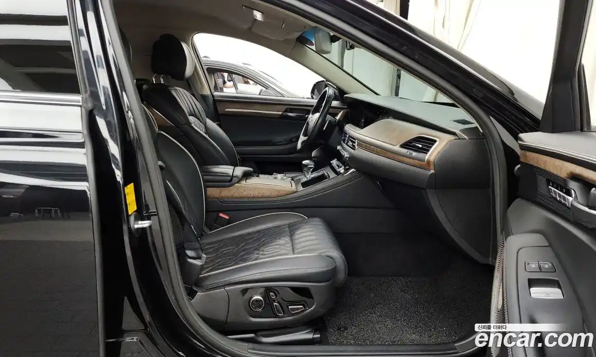 Genesis G90 2019 5.0 Автомат в Москве № 129326, фото 9