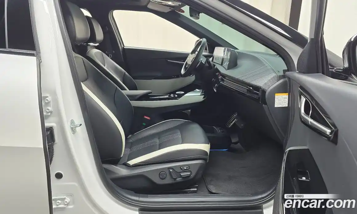 Kia EV6 2023 0.1 Автомат в Москве № 131606, фото 9