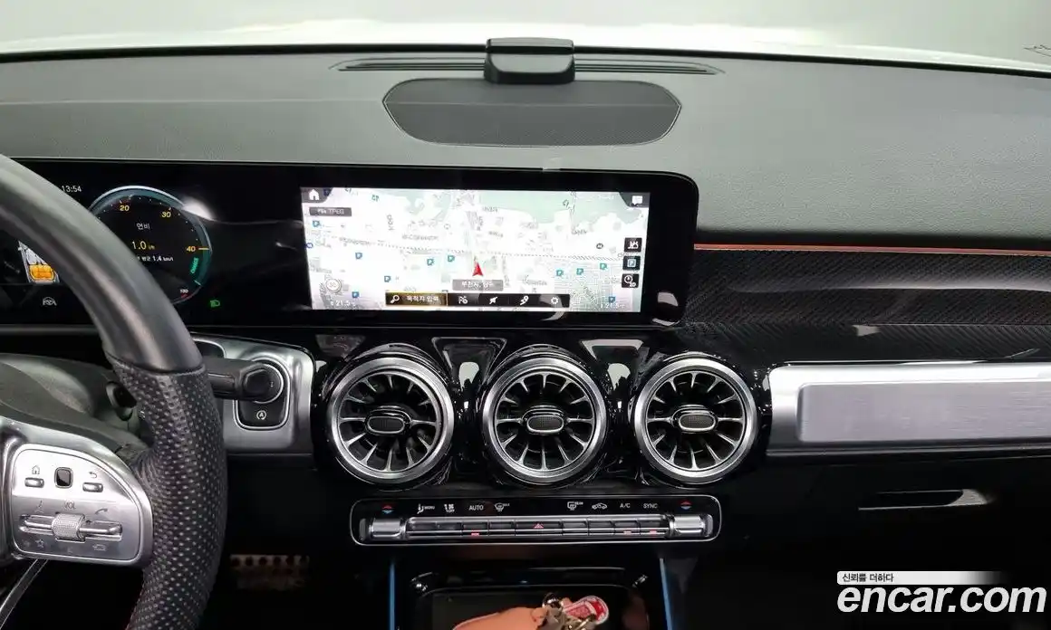 Mercedes-Benz GLB-Class 2022 2.0 Автомат в Москве № 135056, фото 13