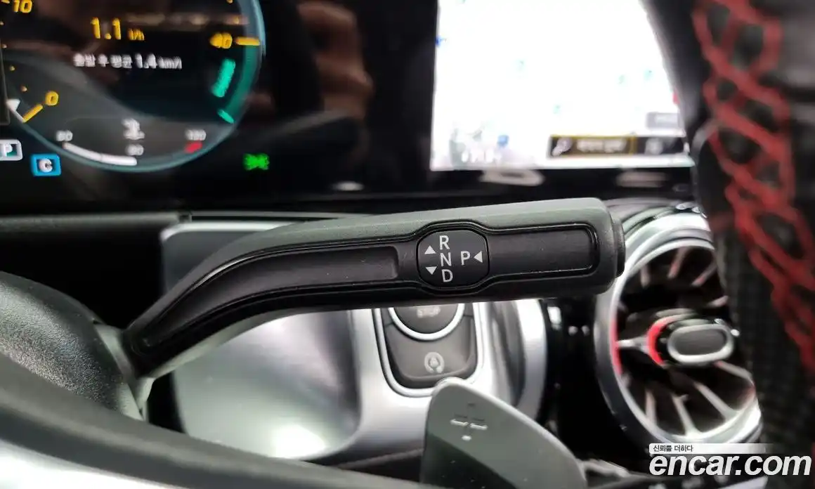 Mercedes-Benz GLB-Class 2022 2.0 Автомат в Москве № 135056, фото 15