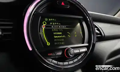 Mini Cooper 2018 1.5 Автомат в Москве № 135810, миниатюра 5