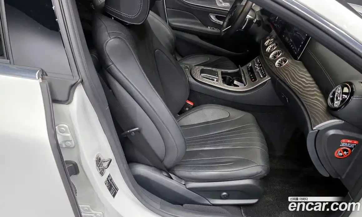 Mercedes-Benz CLS-Class 2023 3.0 Автомат в Москве № 137737, фото 4