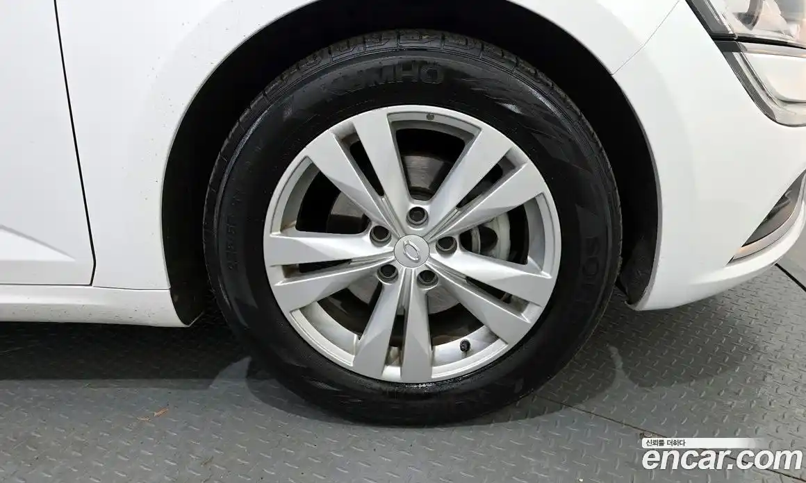 Renault SM6 2020 2.0 Автомат в Москве № 147600, фото 13