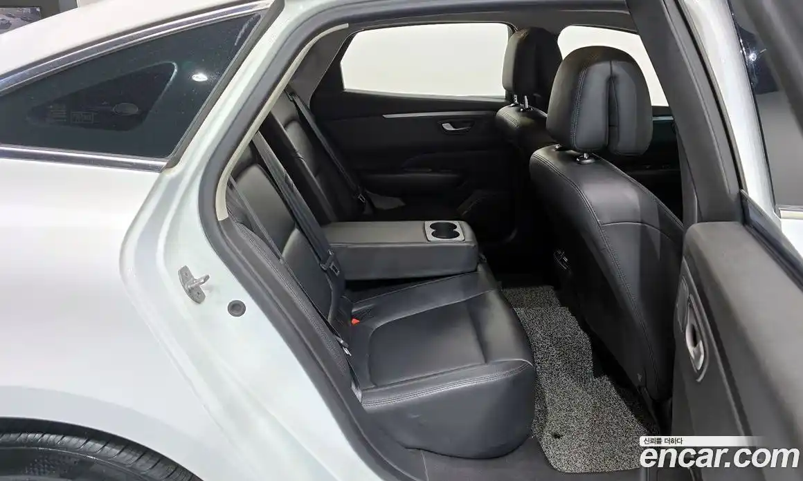 Renault SM6 2020 2.0 Автомат в Москве № 147600, фото 19