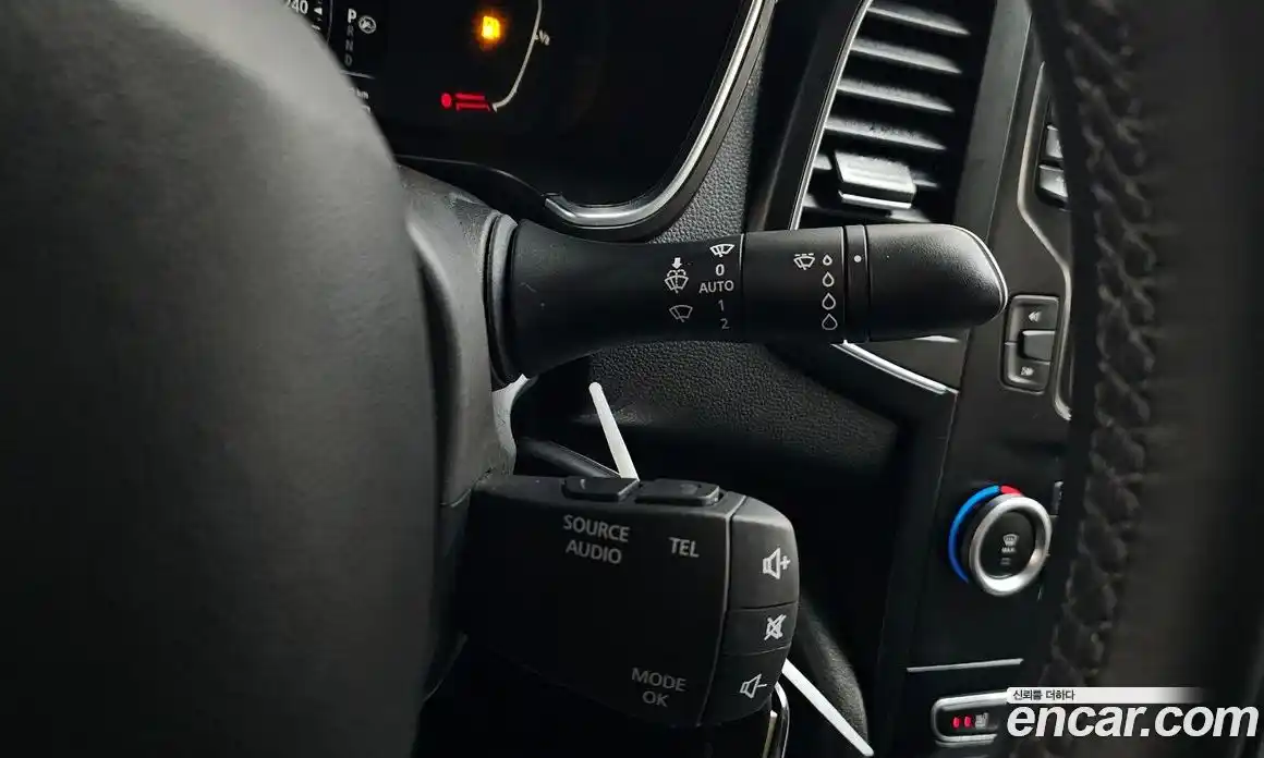 Renault SM6 2021 1.3 Автомат в Москве № 147970, фото 13