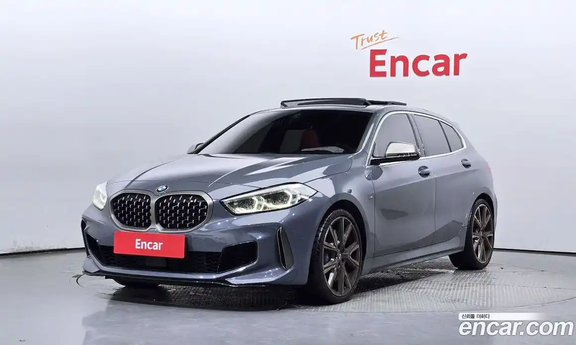 BMW 1-Series 2023 2.0 Автомат в Москве № 154041, фото 1