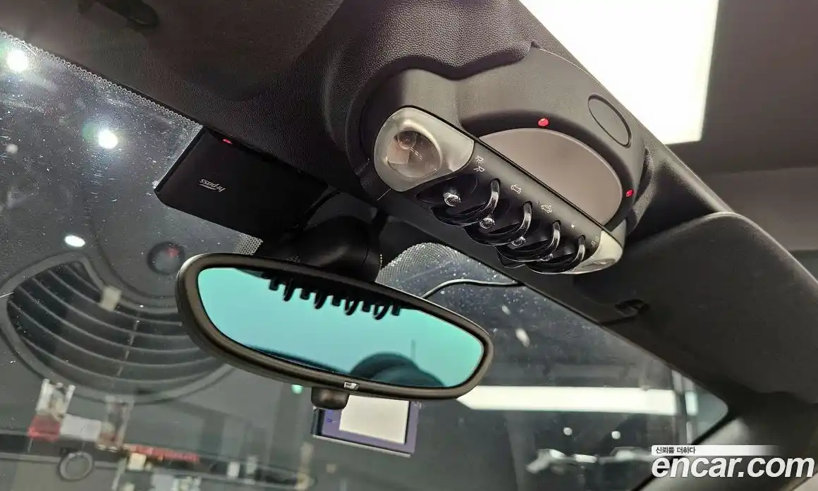 Mini Roadster 2013 1.6 Автомат в Москве № 155178, фото 8