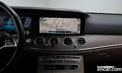 Mercedes-Benz E-Class 2022 1.9 Автомат в Москве № 158151, миниатюра 12