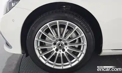 Mercedes-Benz E-Class 2022 1.9 Автомат в Москве № 158151, миниатюра 3