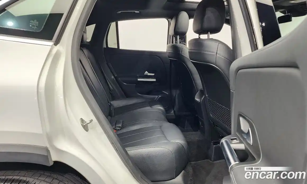 Mercedes-Benz GLA-Class 2021 2.0 Автомат в Москве № 160392, фото 12