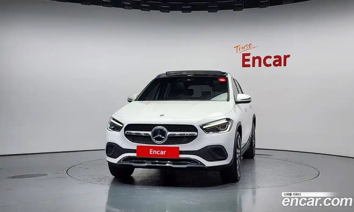 Mercedes-Benz GLA-Class 2021 2.0 Автомат в Москве № 160392, фото 14