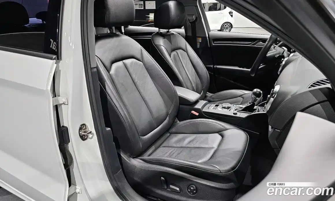 Audi A3 2018 2.0 Автомат в Москве № 162322, фото 2