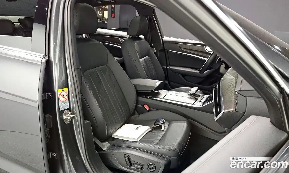 Audi A6 2022 2.0 Автомат в Москве № 162676, фото 12