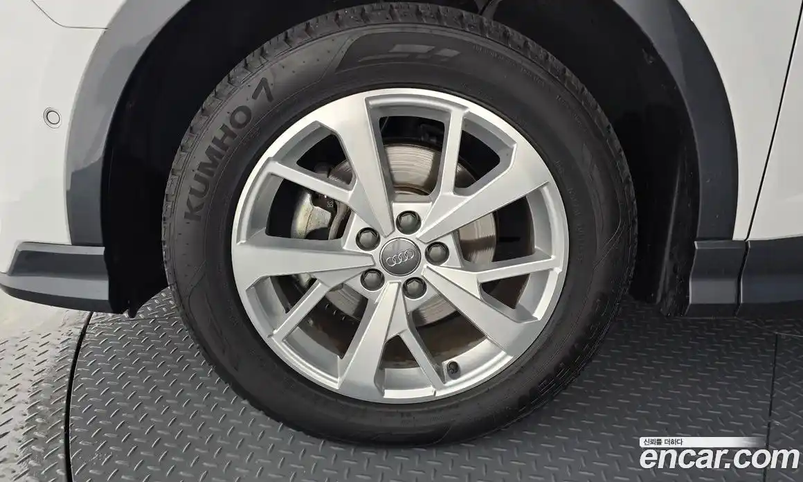 Audi Q3 2020 2.0 Автомат в Москве № 162772, фото 20